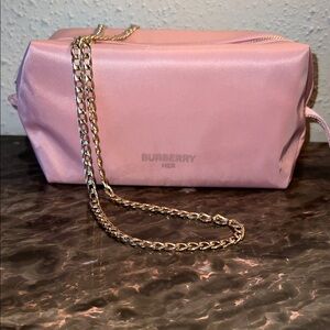 Burberry Her Pink Cosmetic Bag with Gold Chain GWP